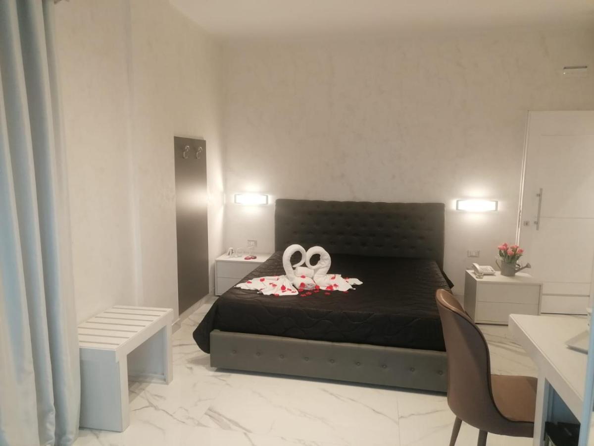 Hotel Presidente Порто-Чезарео Екстер'єр фото
