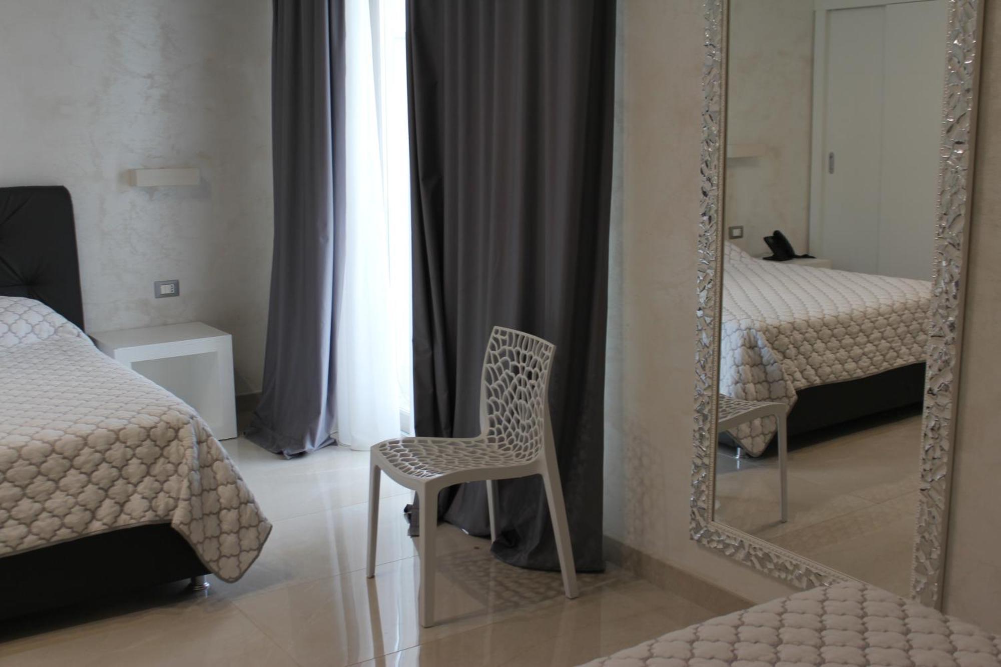 Hotel Presidente Порто-Чезарео Екстер'єр фото