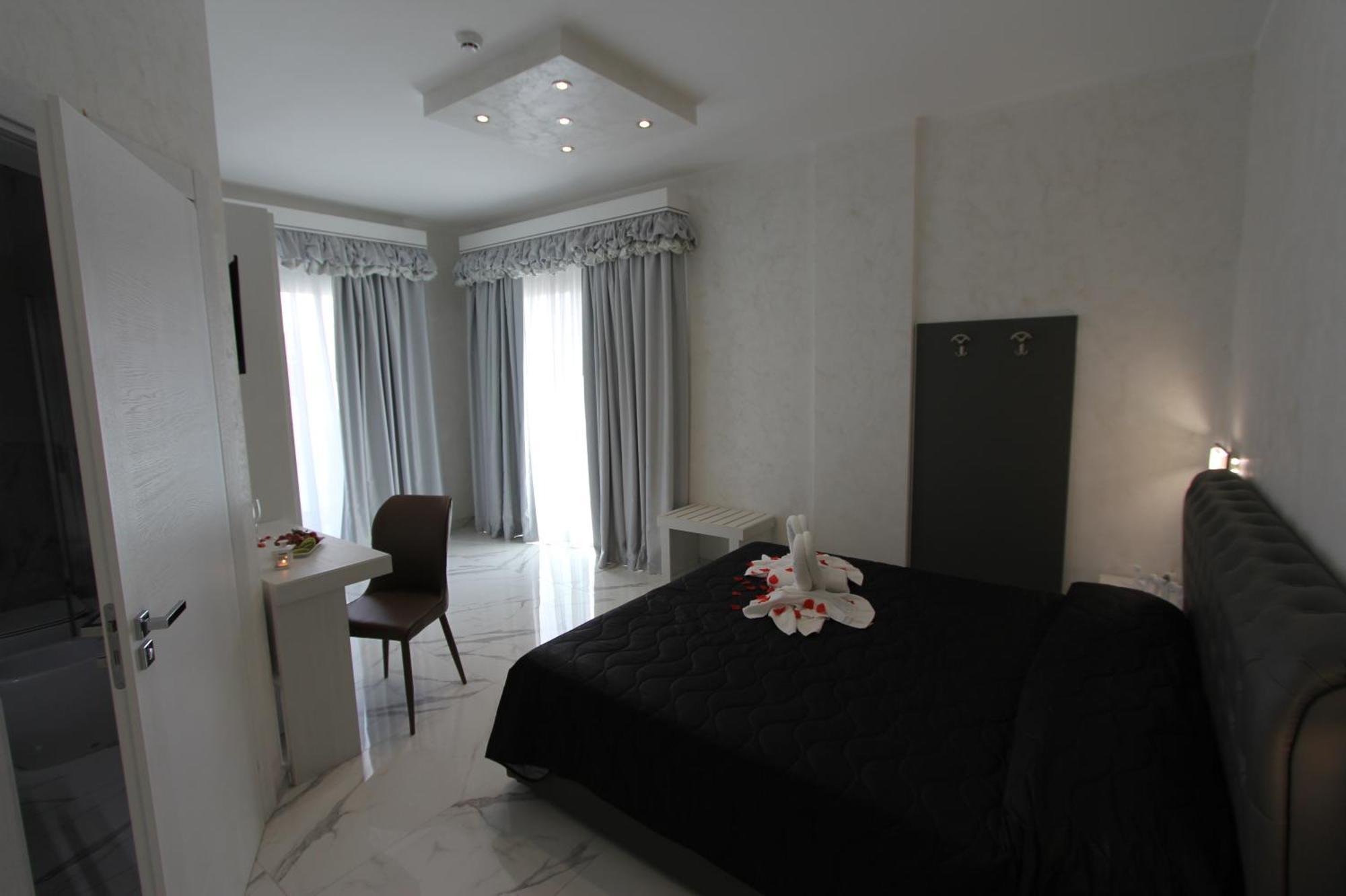 Hotel Presidente Порто-Чезарео Екстер'єр фото